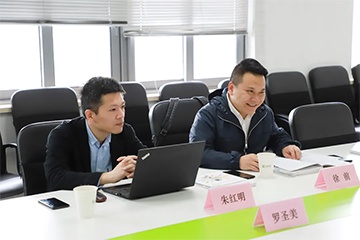 华博特总裁徐前到访云创大数据